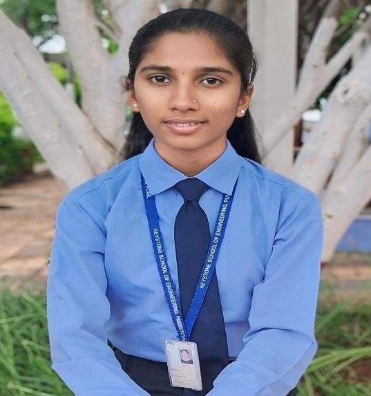 KAKADE KOMAL